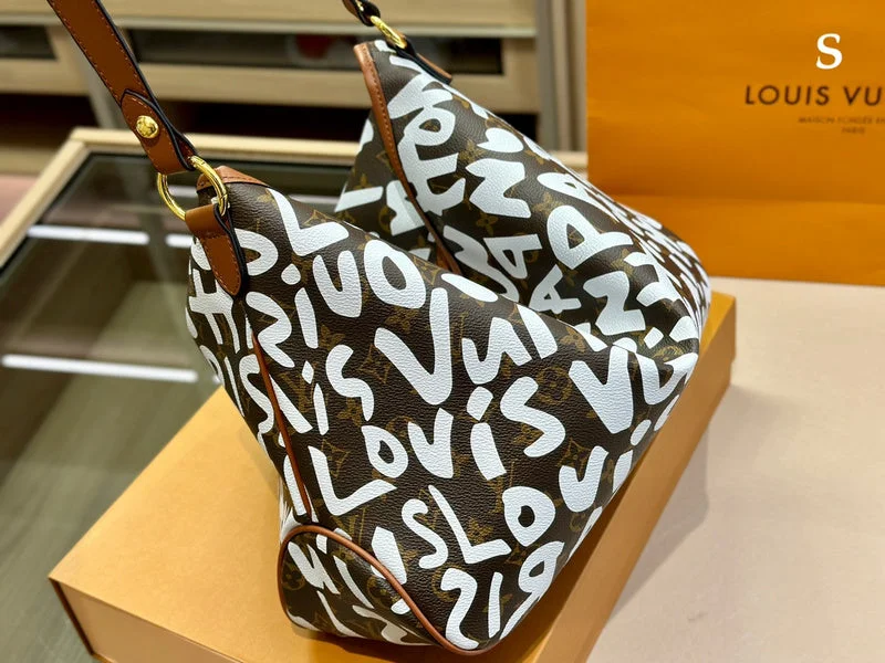 Louis Vuitton crossbody bags with adjustable shoulder straps for comfortFranco Shops - Louis Vuittons  - 15055