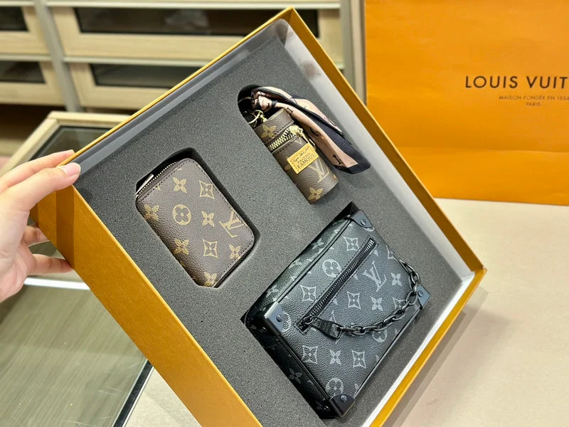 Louis Vuitton bags with a zip - around closure for enhanced securityFranco Shops - Louis Vuittons  - 14898