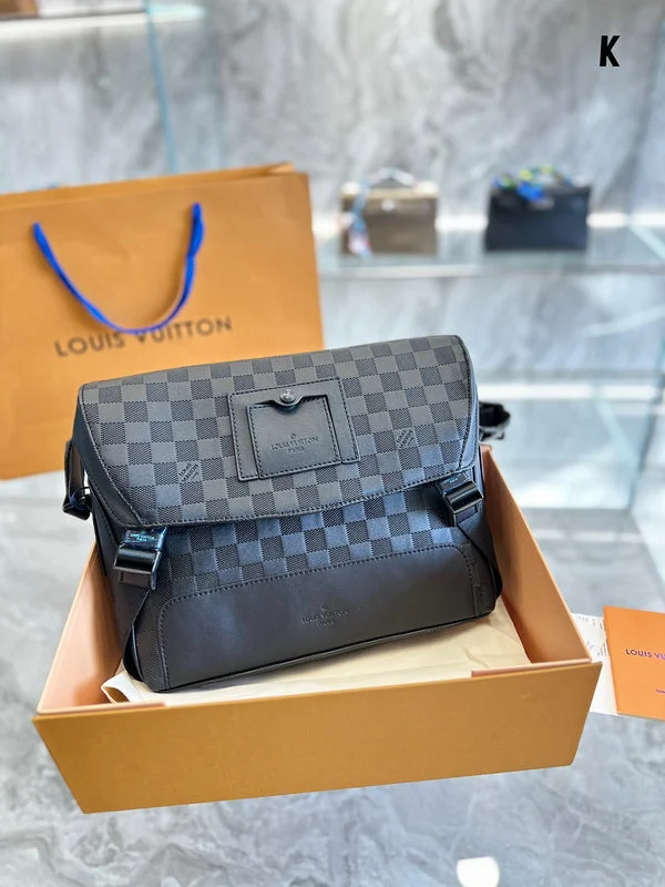 Small - sized Louis Vuitton Pochette Metis bags for a compact carryFranco Shops - Louis Vuittons  - 15139