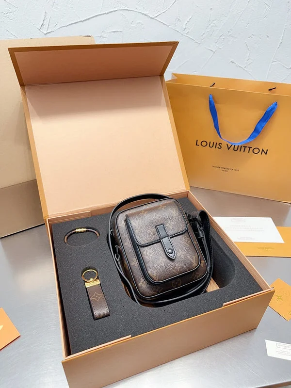 Louis Vuitton backpacks with a hidden back pocket for securityFranco Shops - Louis Vuittons  - 14883