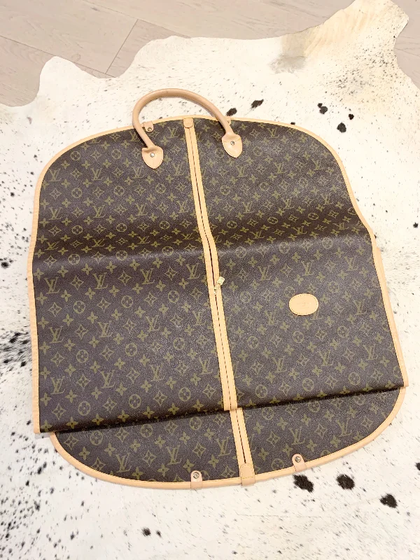 Louis Vuitton crossbody bags with a keychain holder for practicalityLOUIS VUITTON Vintage Monogram Garment Cover