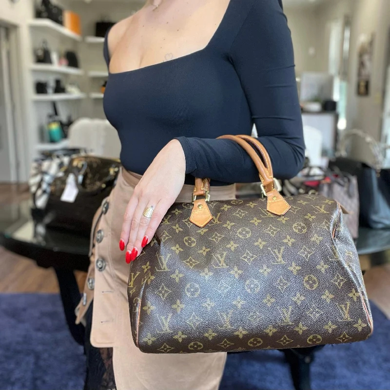 Louis Vuitton Capucines bags with smooth calfskin leather for luxuryLouis Vuitton Monogram Speedy 30