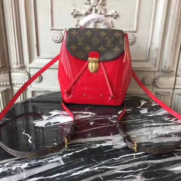 Ladies Louis Vuitton shoulder bags with a magnetic - closure flap for easeLouis Vuitton Hot Springs Backpack Patent Leather Red