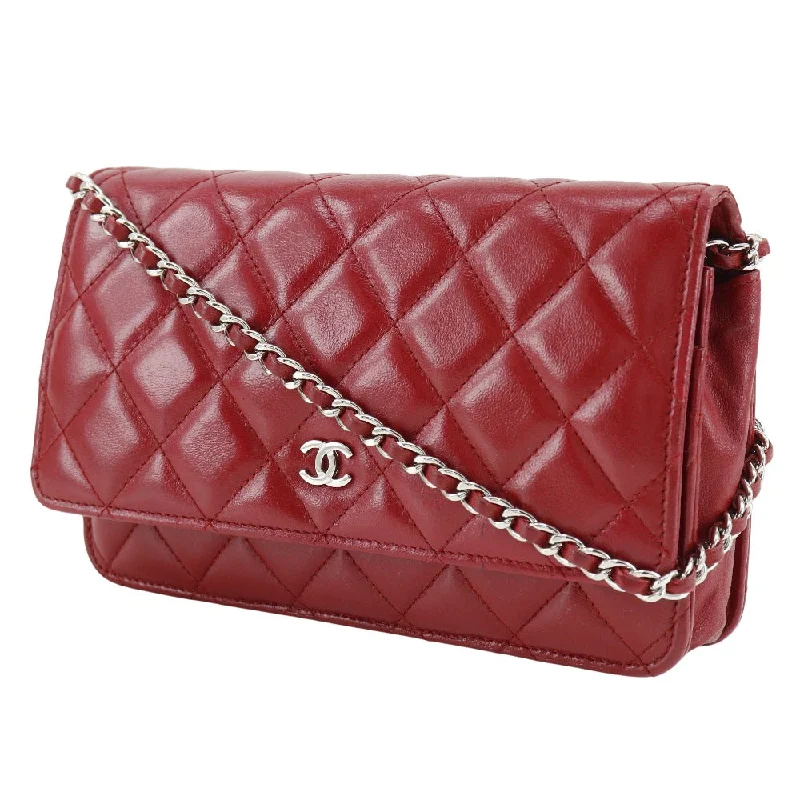 Chanel Classic Flap Bag for Evening PartyCHANEL Chain Wallet Matrasse A33814  2014 Italian Made Snap Button