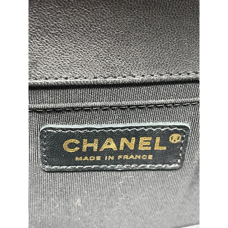 Chanel Designer Handbag with Unique DesignCHANEL Chanel Boy Flap Bag Quilted Lambskin Old Medium - Black