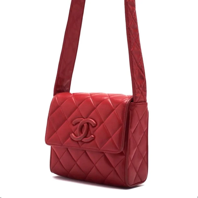 Chanel Limited Edition Handbag for CollectorsCHANEL CHANEL Matrasse Coco  Bag  Red  Tote Bag  Tote Bag Vertical Tooth Bag Ladies Tooth Bag Hybrid 【French】【 Delivery】 Ladies Tooth  Online