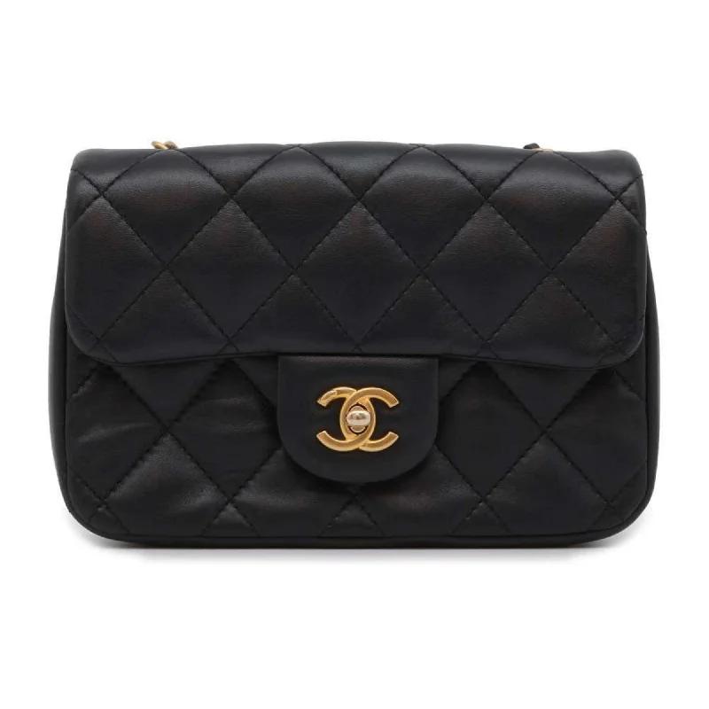 Chanel Lightweight Handbag for Daily ErrandsChanel Chain Shoulder Bag Matelasse Coco Mark AS3456 CHANEL Heart Black