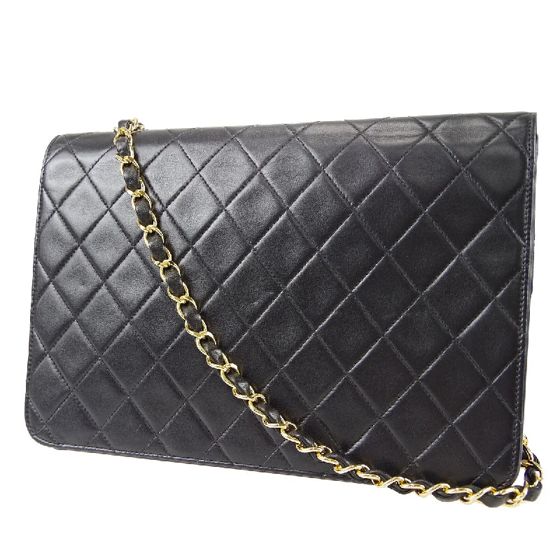 Chanel Medium Tote Bag for Office LadiesCHANEL Classic Flap Single Chain Shoulder Bag Black Lambskin 67723