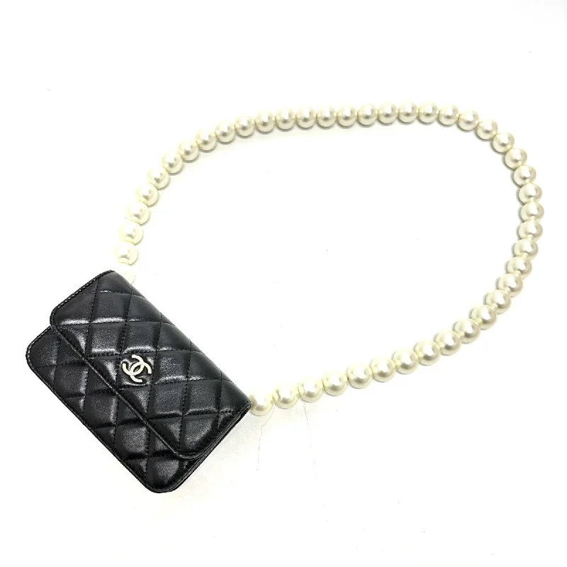 Chanel Quilted Leather Shoulder Bag for FashionistasChanel CC Mark Chain Wallet Crossbody Bag Long Wallet Shoulder Bag Black