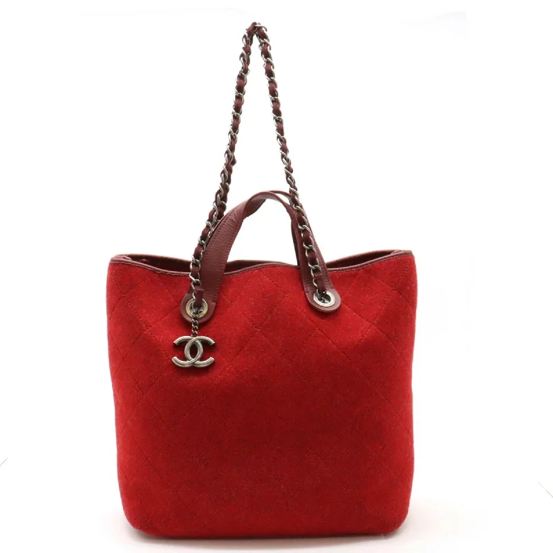 Chanel Classic Flap Bag for Evening PartyCHANEL Chanel Matelasse Coco Mark Tote Bag Chain Shoulder Wool Leather Red A66709