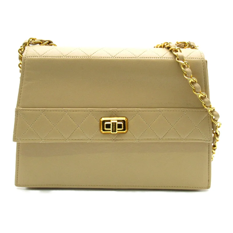 Chanel Classic Flap Bag for Evening PartyCHANEL ChainShoulder Bag Beige leather