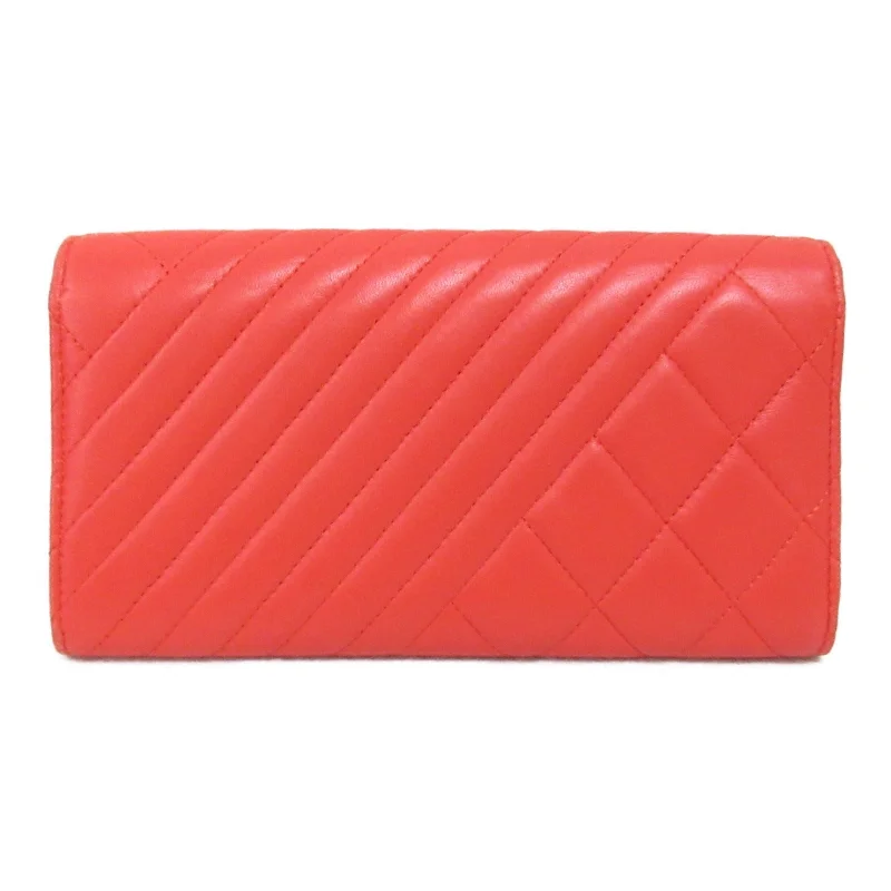 Chanel Lightweight Handbag for Daily ErrandsChanel Double Fable Wallet Limited Model Two Foldable Wallet Wallet   Red 20805318