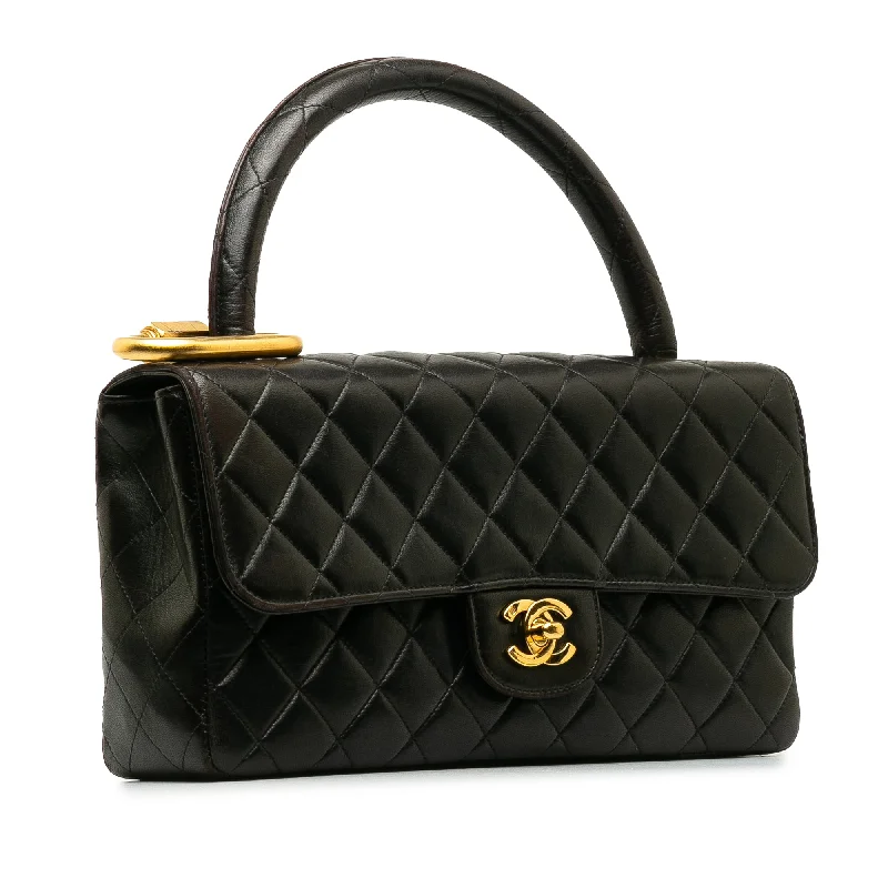 Chanel Vintage Inspired Handbag for Retro LoversCHANEL Classic Lambskin Kelly Flap Bag Set