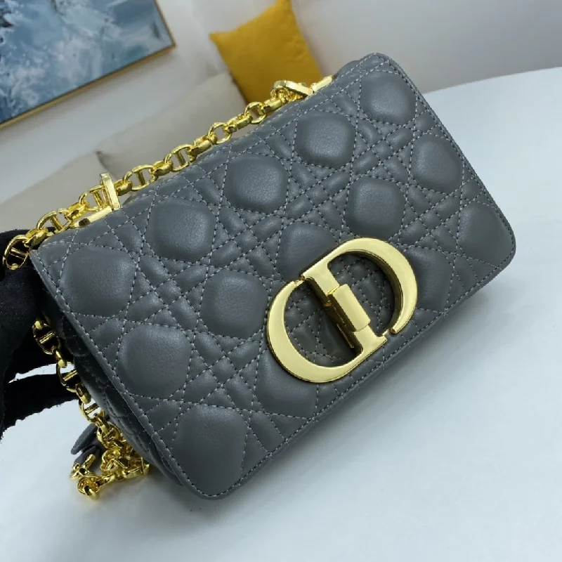 Christian Dior crossbody bags with a front - flap pocket for easy accessEN - New Arrival Bags Christian Dior 071