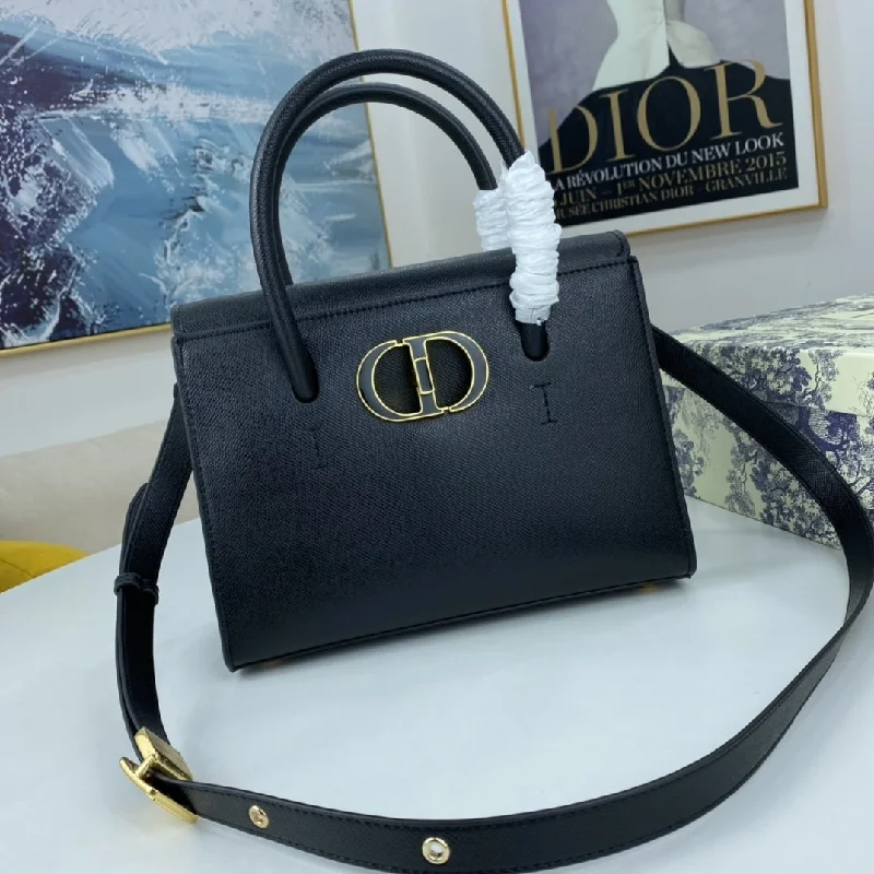 Contemporary Christian Dior handbags with a unique shapeEN - New Arrival Bags Christian Dior 079