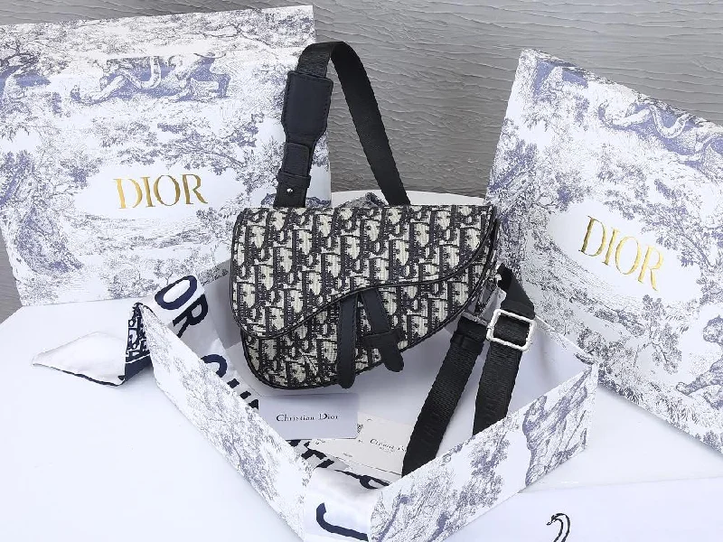 Christian Dior backpacks with a sleek, minimalist silhouetteEN - New Arrival Bags Christian Dior 100