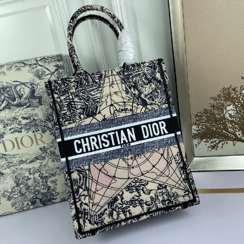 Christian Dior tote bags with a printed Dior logo on the frontEN - New Arrival Bags Christian Dior 116