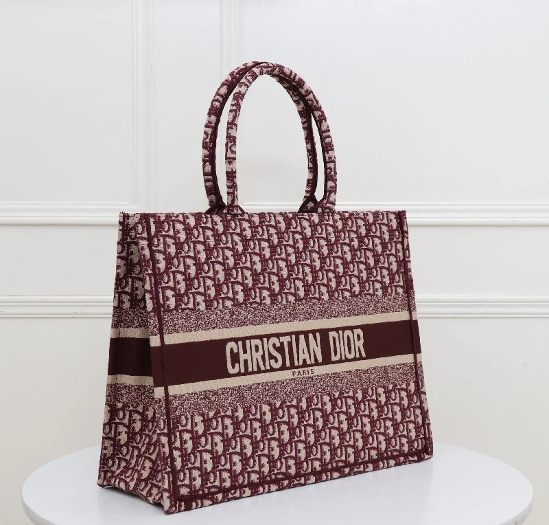 Christian Dior handbags with a back - pocket for quick storageEN - New Arrival Bags Christian Dior 140