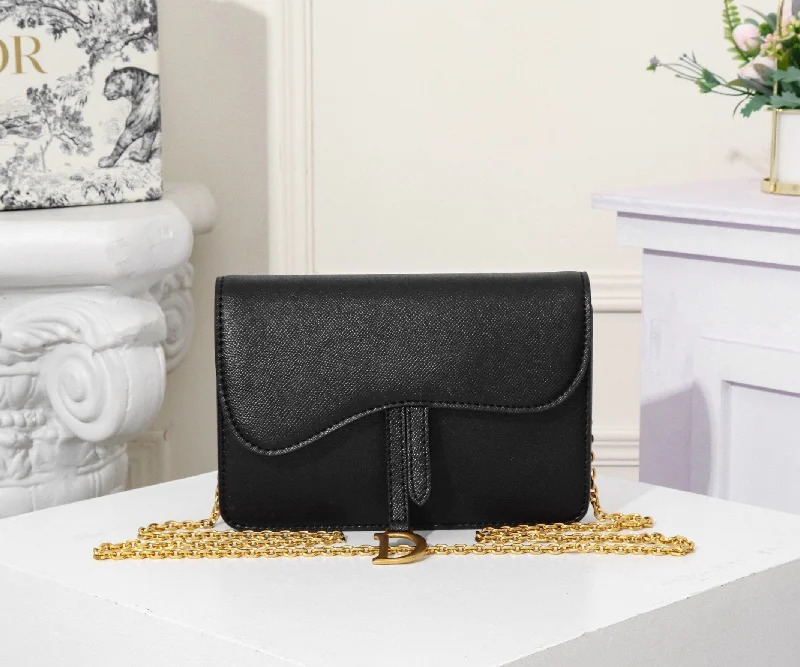 Contemporary Christian Dior handbags with a unique shapeEN - New Arrival Bags Christian Dior 147