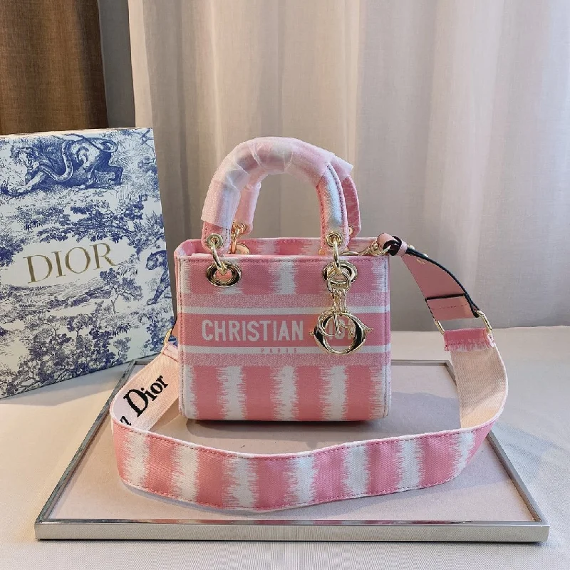 Christian Dior Saddle bags with a patent leather finish for a shiny lookEN - NEW Arrival Bags Christian Dior 200