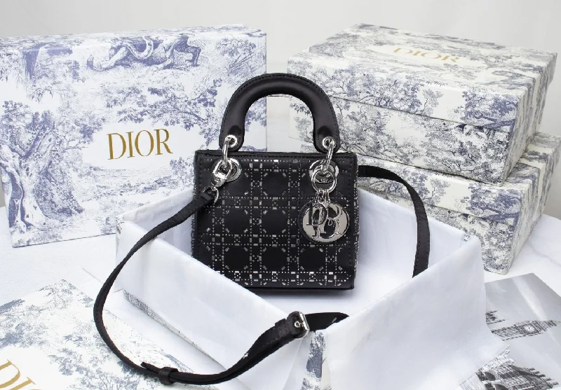 Christian Dior crossbody bags with a front - flap pocket for easy accessEN - New Arrival Bags Christian Dior 230