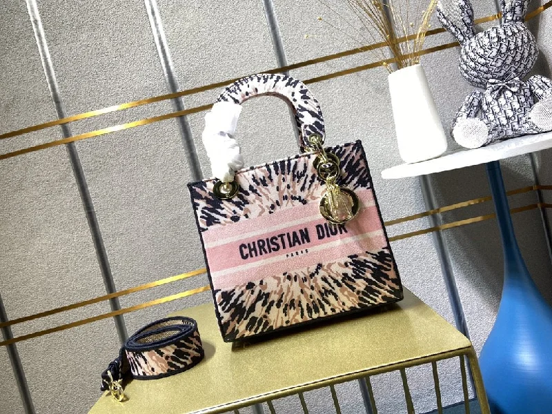 Contemporary Christian Dior handbags with a unique shapeEN - New Arrival Bags Christian Dior 237