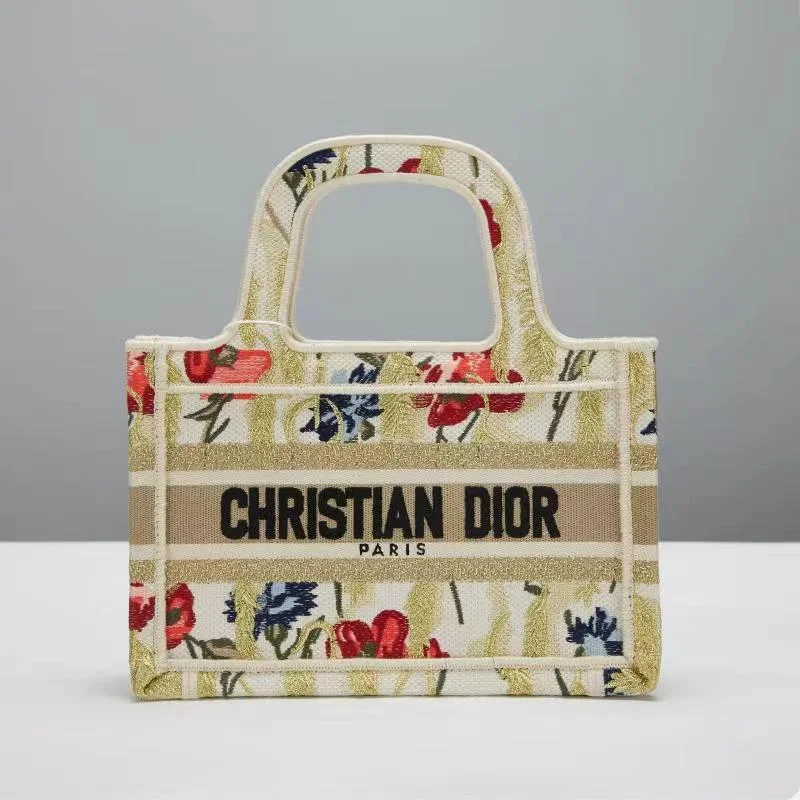 Christian Dior Saddle bags with a distressed leather finishEN - New Arrival Bags Christian Dior 271