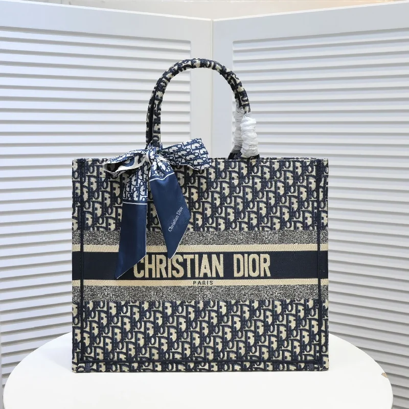 Christian Dior Saddle bags with a patent leather finish for a shiny lookEN - New Arrival Bags Christian Dior 290