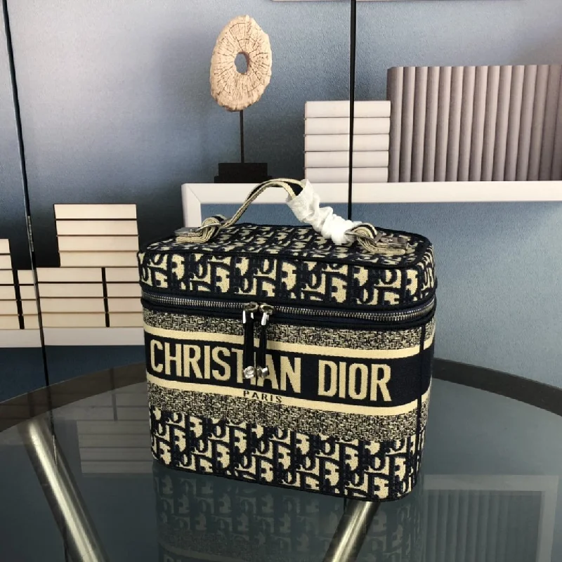 Christian Dior bags with a side - pocket for holding a water bottleEN - New Arrival Bags Christian Dior 298