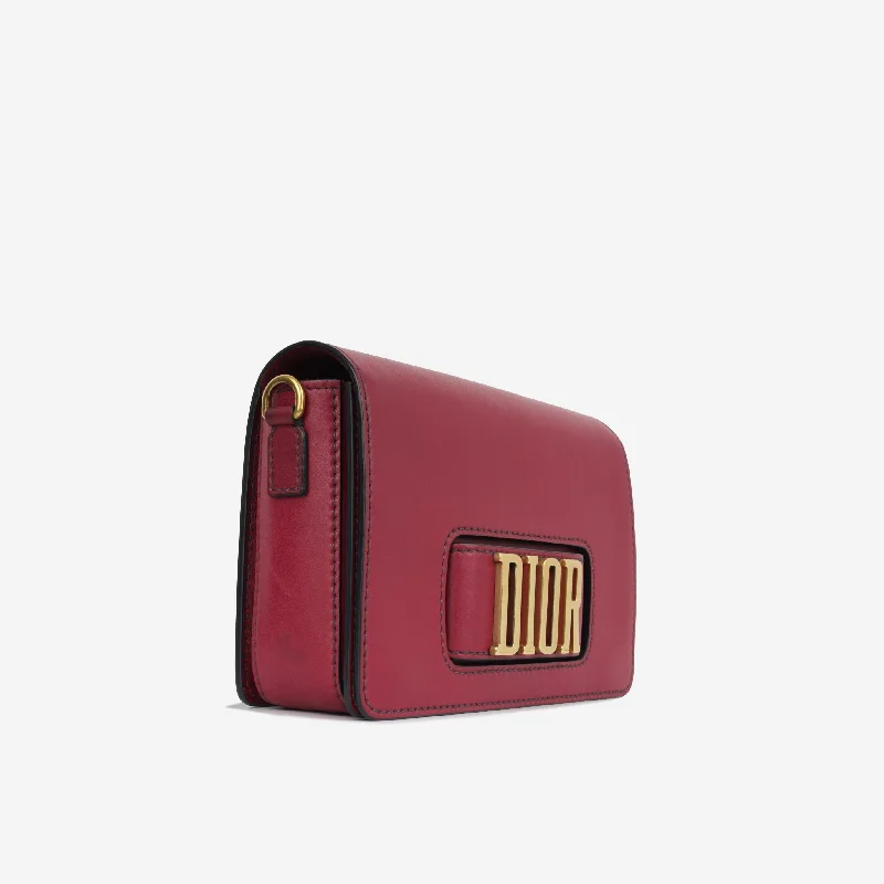 Christian Dior handbags with a snap - button closure and a decorative buckleDiorevolution Flap Bag