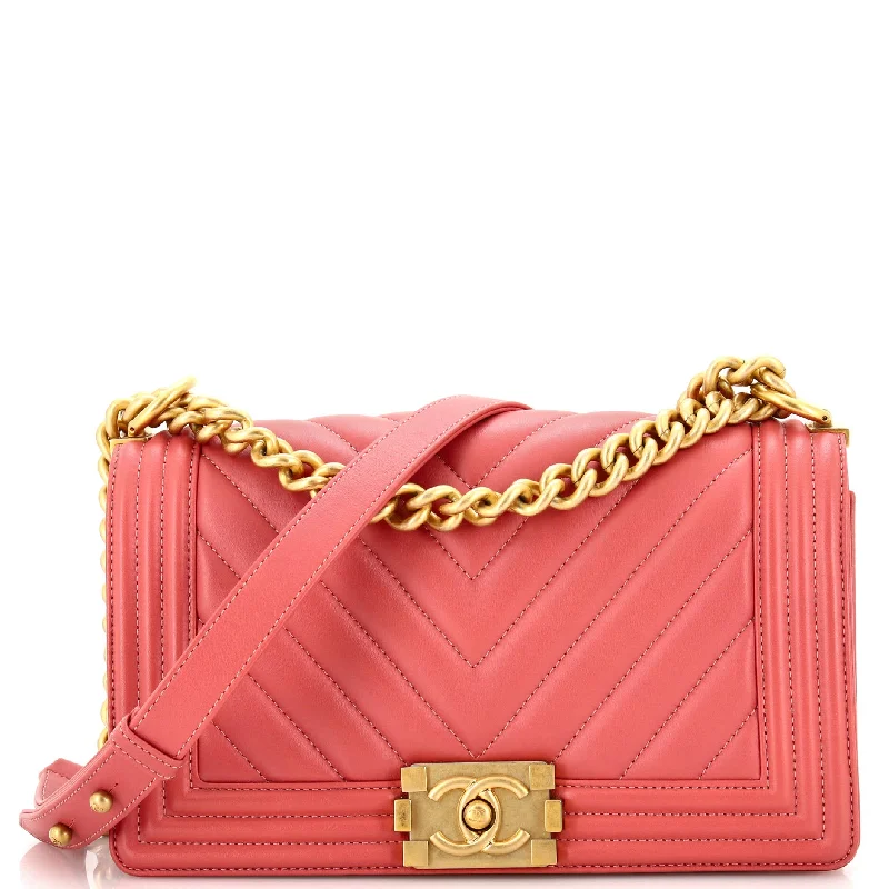 Christian Dior handbags with a snap - button closure and a decorative buckleBoy Flap Bag Chevron Calfskin Old Medium