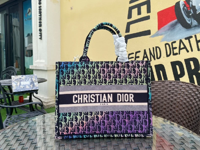 Christian Dior handbags with a detachable mirror for on - the - go touch - upsNew Lux Bags Christian Dior 377