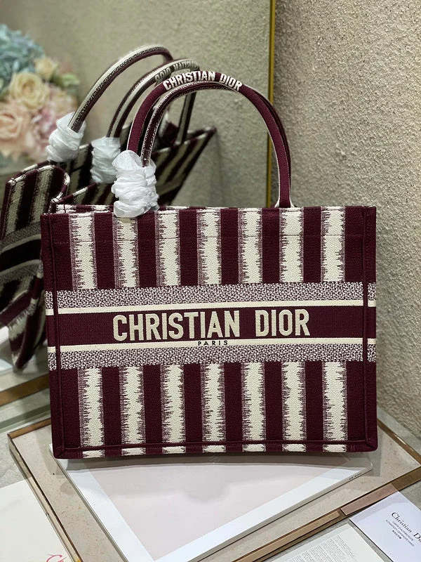 Christian Dior bags with a quilted pattern and gold - toned hardwareWF - Dior Bags - 515