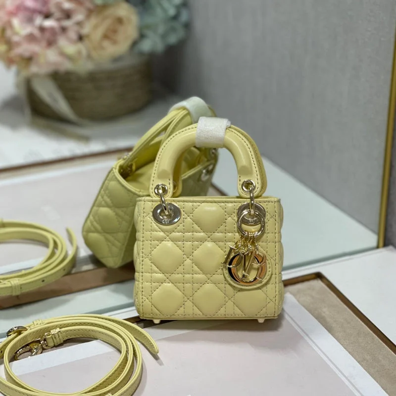 Christian Dior handbags with a detachable mirror for on - the - go touch - upsWF - Dior Bags - 497